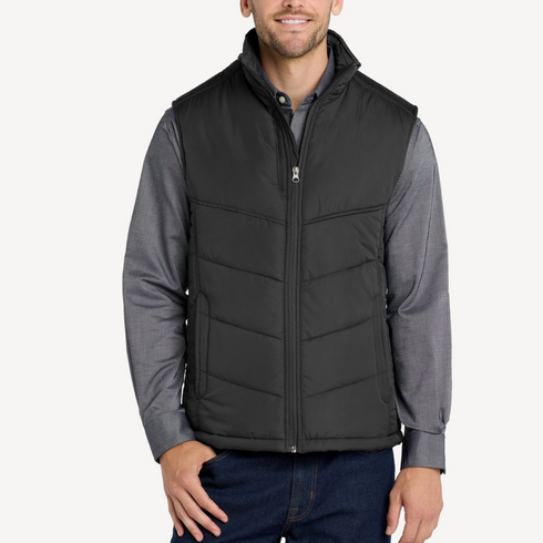 Front view of men’s gray water resistant puffer vest with chest pockets on model – Louvóre athleisure apparel