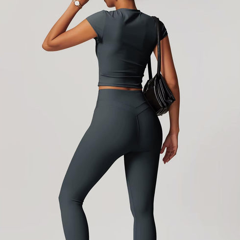 Conjuntos deportivos para mujer con leggings y combinación de colores